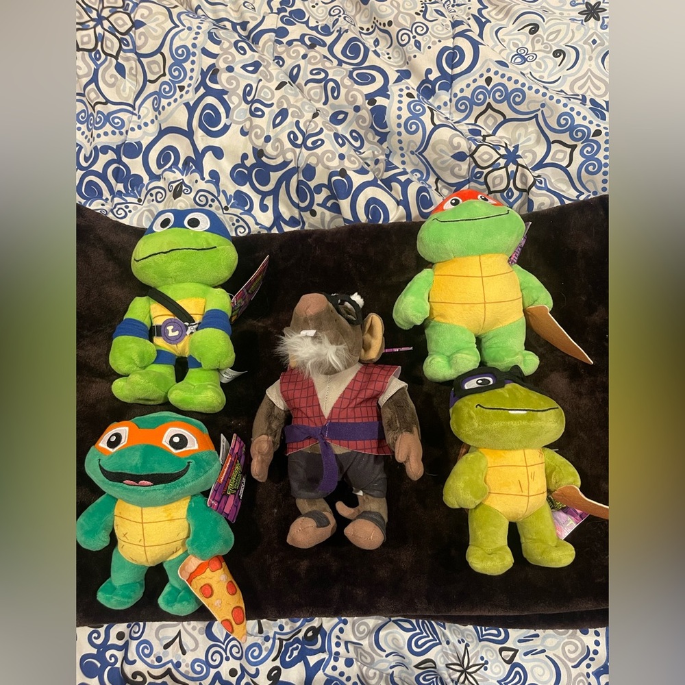 Ninja Turtles Lot ! Nickelodeon all new with tags ! Plush from 2023 series !